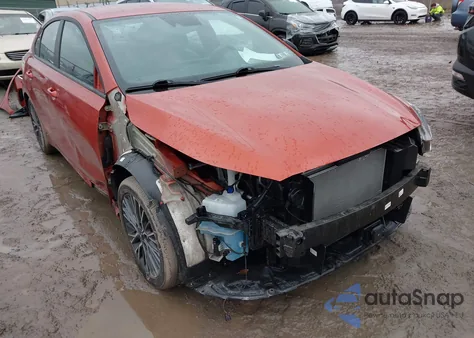 2023 Kia Forte Gt-Line z USA, uszkodzony, nr VIN 3KPF54AD1PE602072